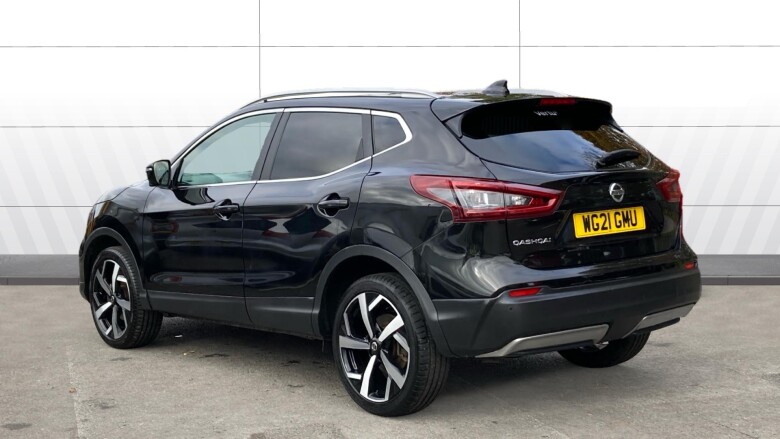 Nissan Qashqai 1.3 DiG-T N-Motion 5dr Petrol Hatchback